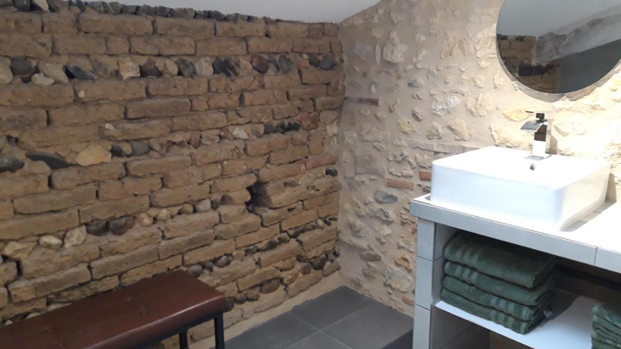 Les Chambres De Lili Saint-Loup  Εξωτερικό φωτογραφία